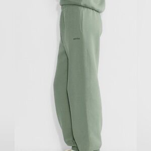 Aritzia Cozy Sweatfleece Mega Jogger Size M